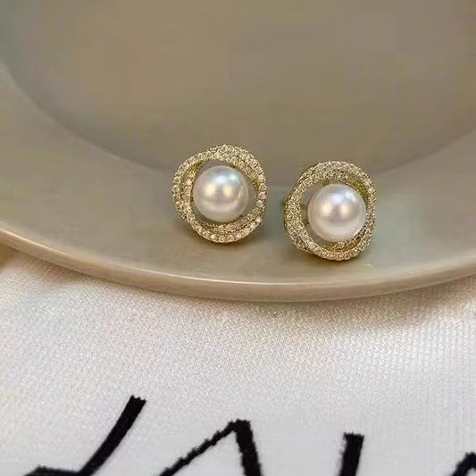 Pearl Stud Earrings for Women โ Lightweight Daily Wear Minimal Jewelry - Petals & Ore
