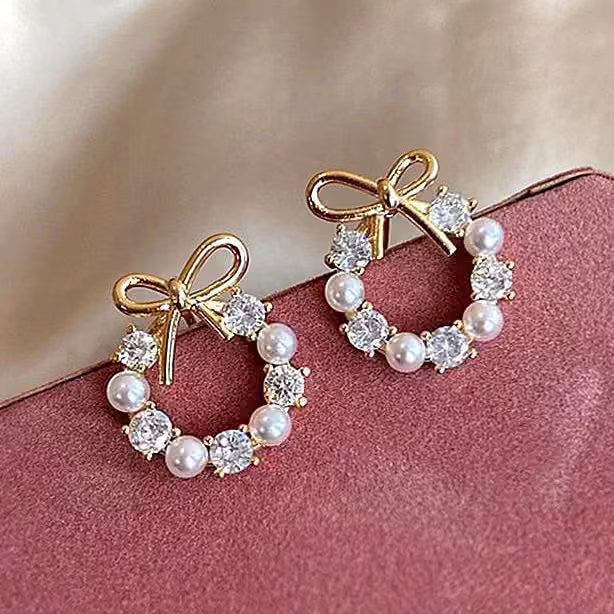 Bow Pearl Stud Earrings