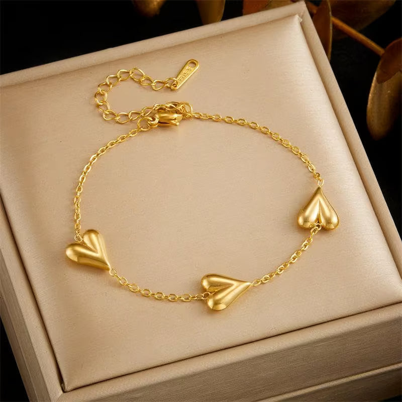Heart Bracelet for Women – Anti Tarnish Minimal Chain | Lightweight Daily Wear Jewelry - Petals & Ore
