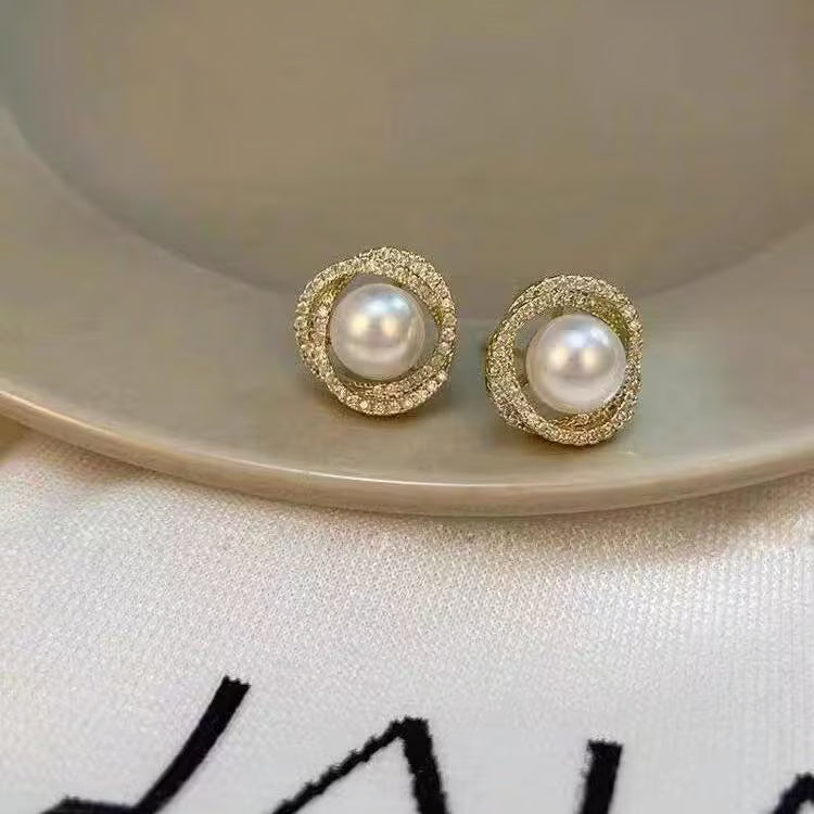 Pearl Stud Earrings for Women – Lightweight Daily Wear Minimal Jewelry - Petals & Ore